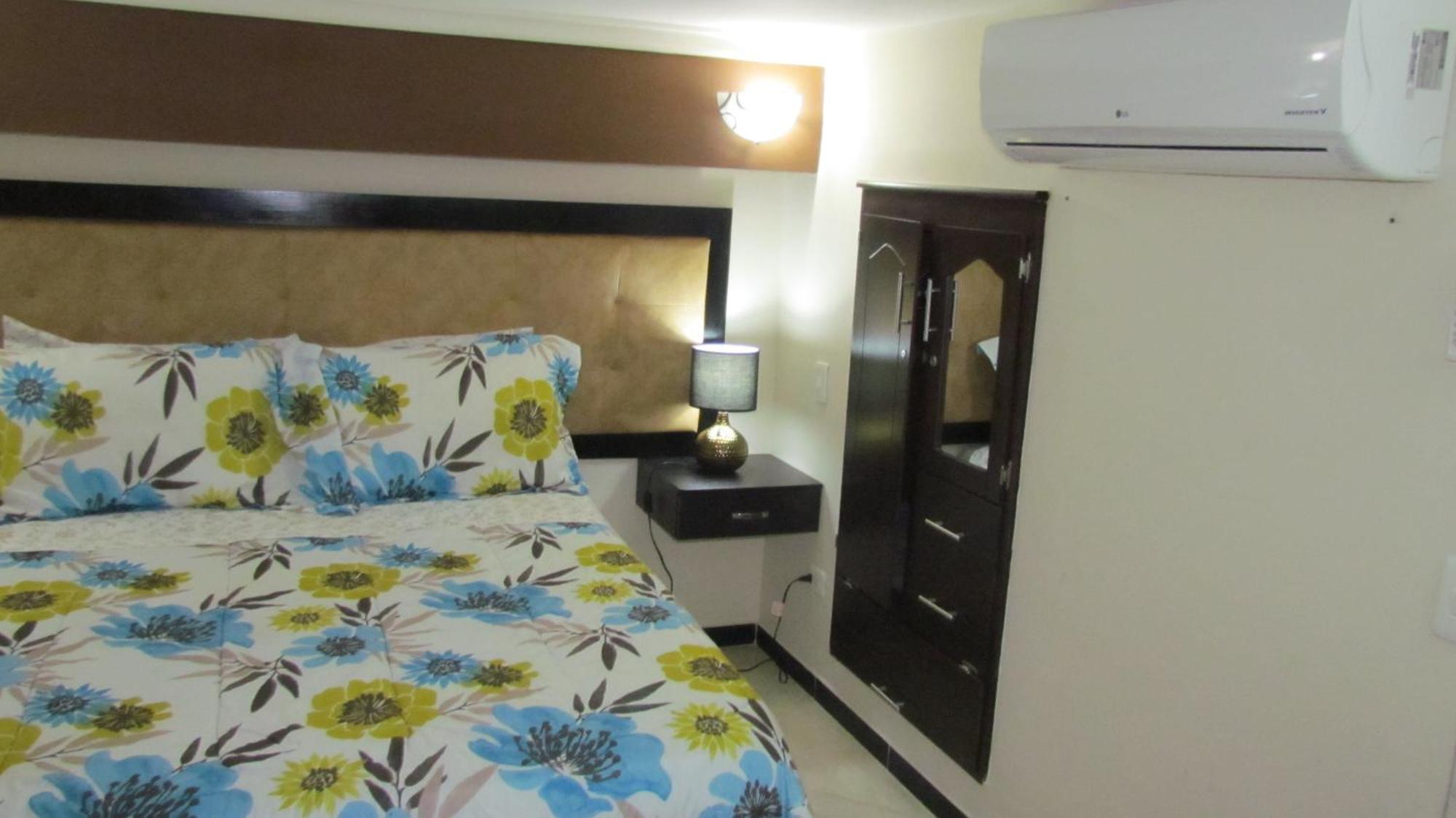 Apartamentos En El Poblado Medellín Oda fotoğraf