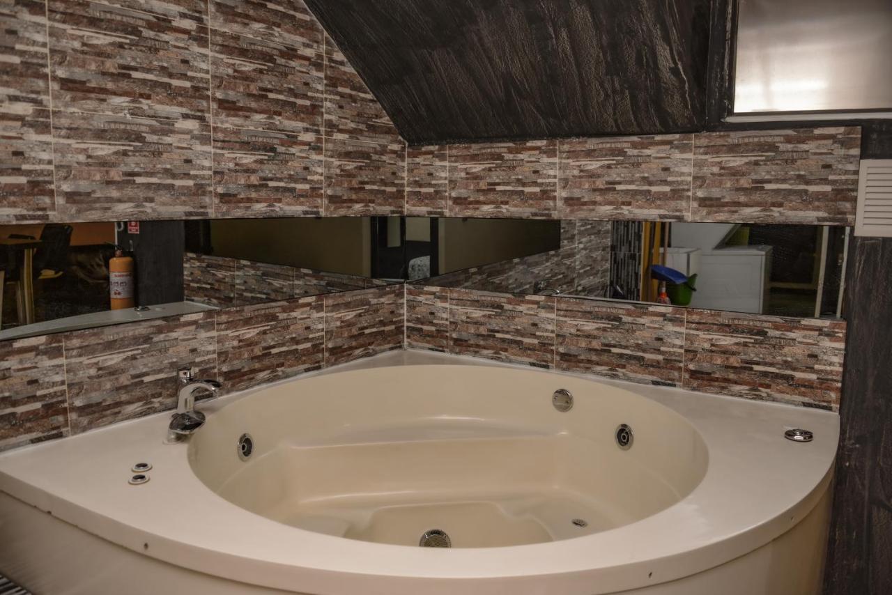 Apartamentos En El Poblado Medellín Dış mekan fotoğraf