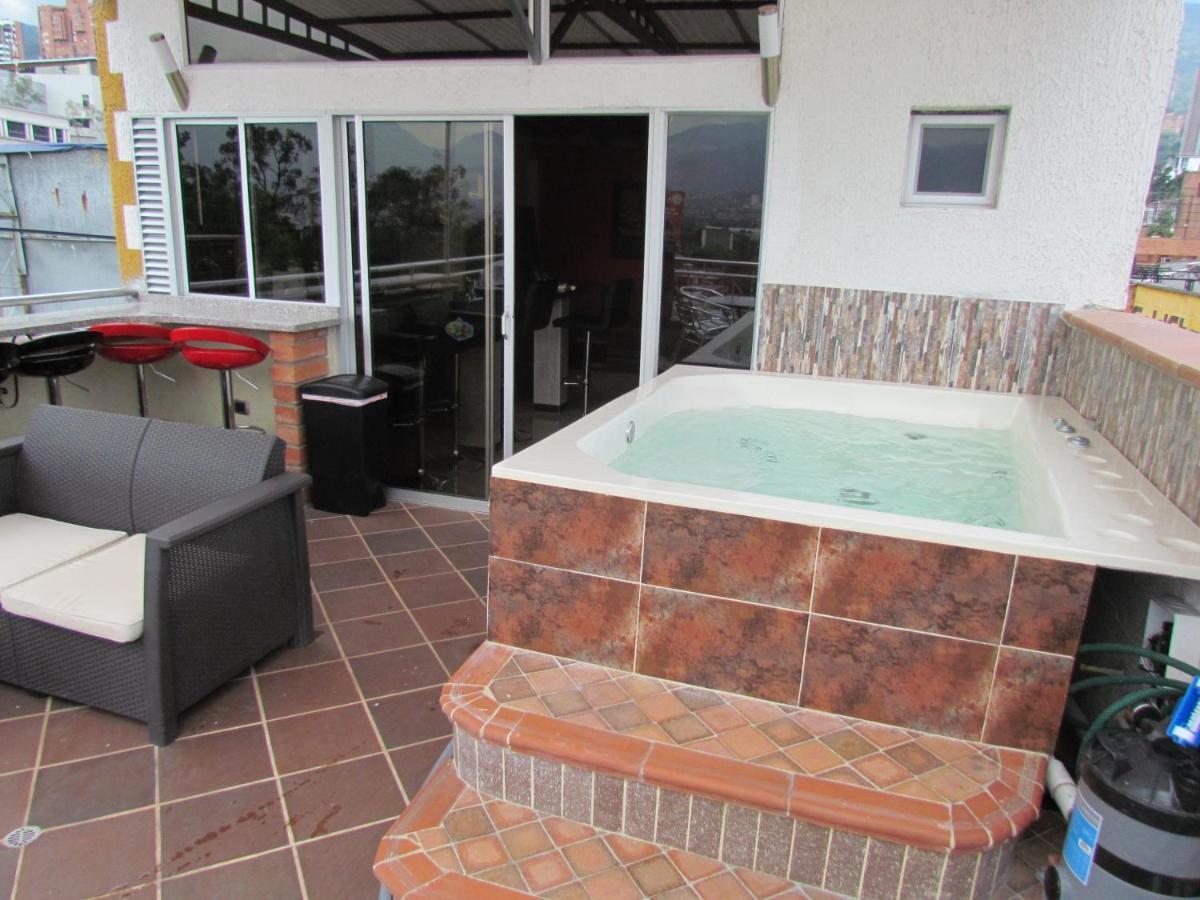 Apartamentos En El Poblado Medellín Dış mekan fotoğraf