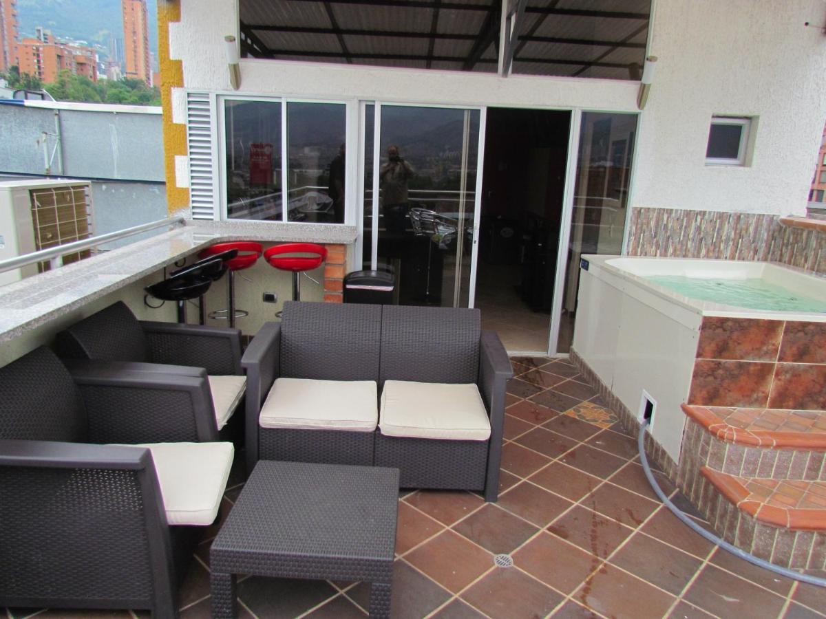 Apartamentos En El Poblado Medellín Dış mekan fotoğraf